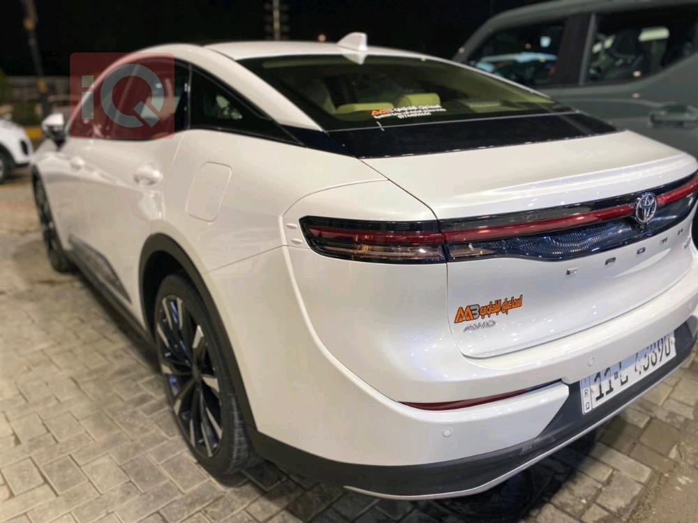 تۆیۆتا کراون